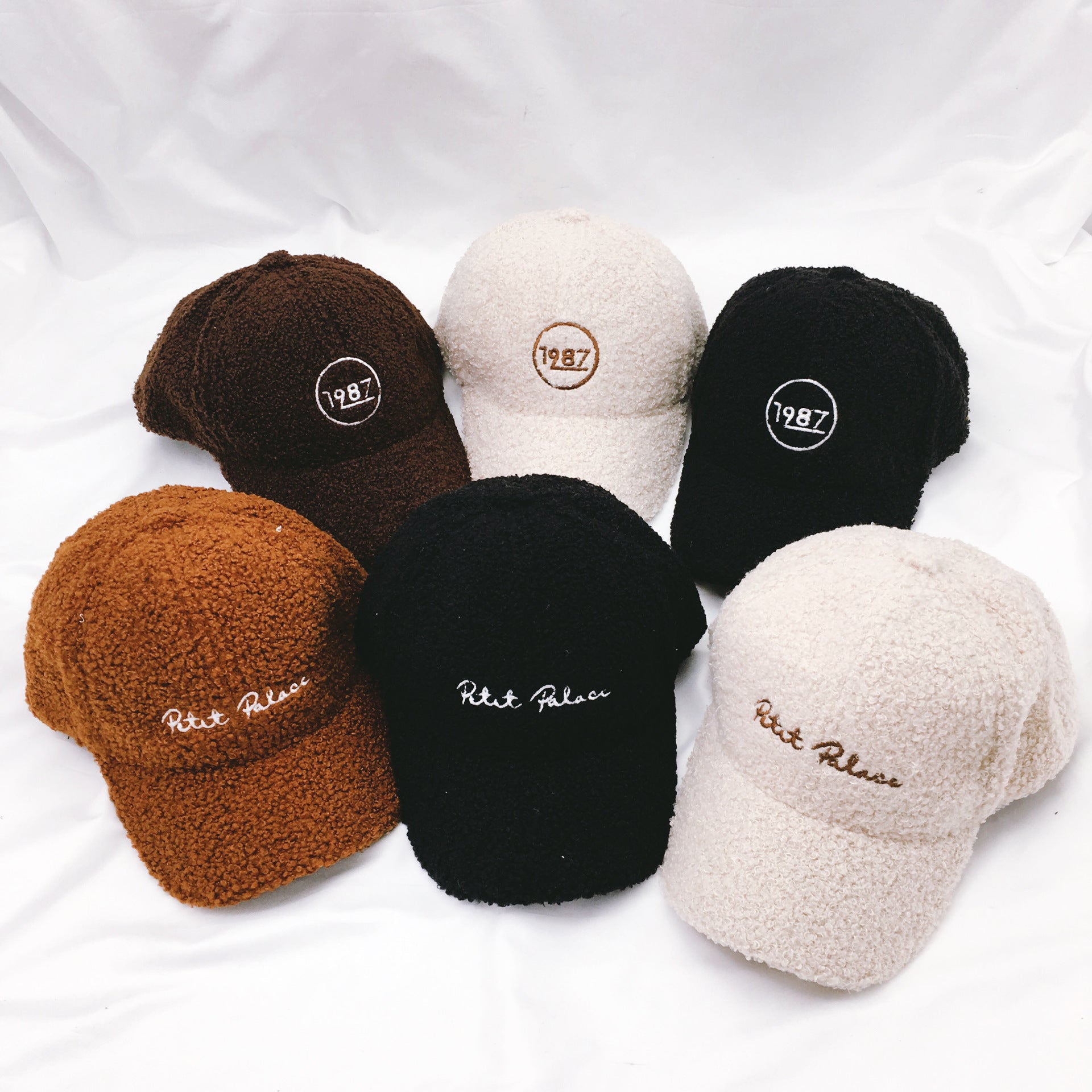 Teddy duck tongue hat