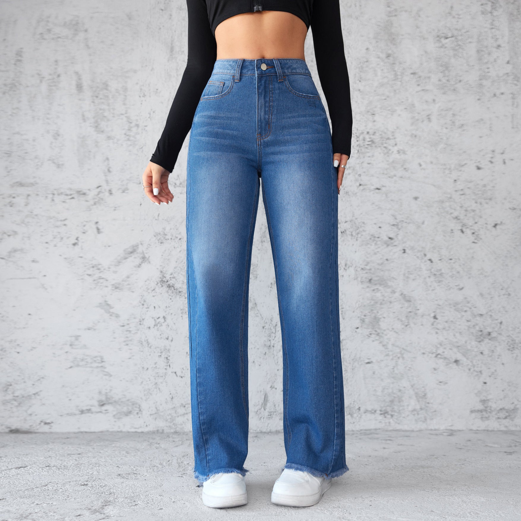 women’s wide-leg jeans