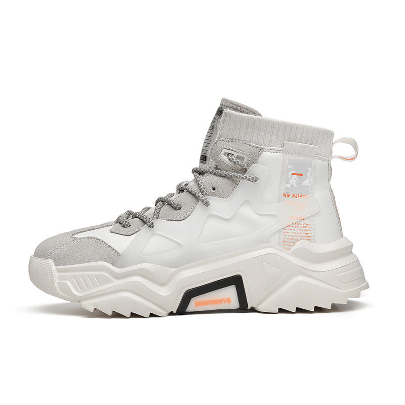 Outdoor breathable reflective sneakers