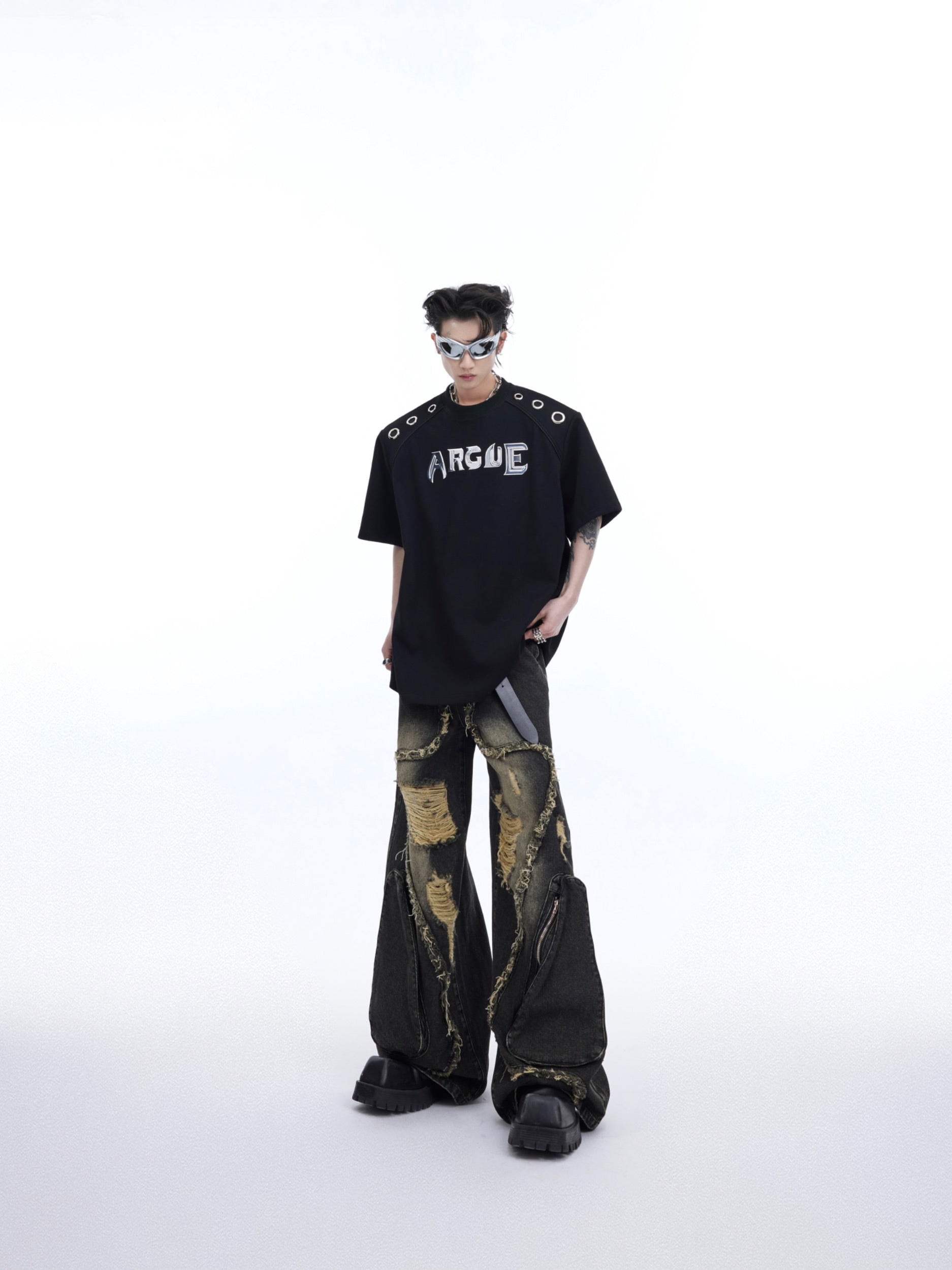 Metal Ring Shoulder T-Shirt